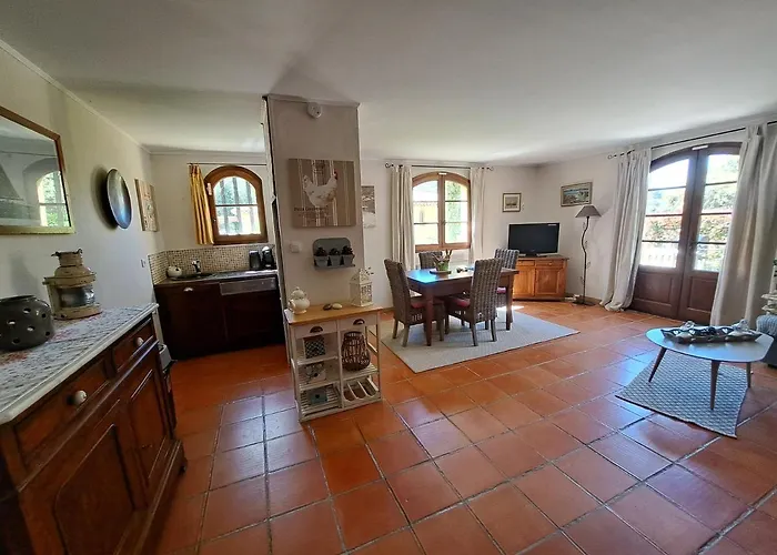 Rez De Jardin Villa Presqu\'Ile De Giens